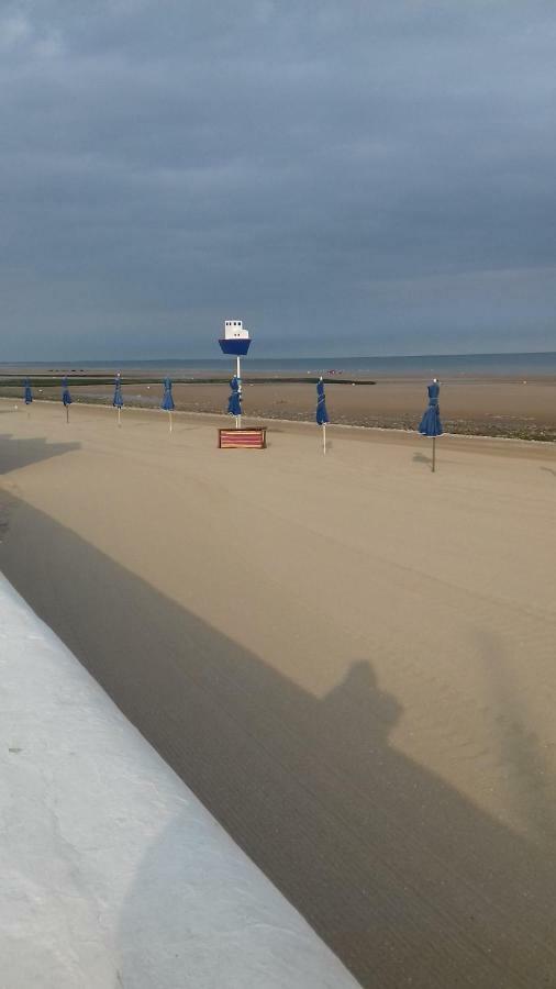 Studio + Terrasse Centre-Ville Villers Sur Mer Apartman Kültér fotó